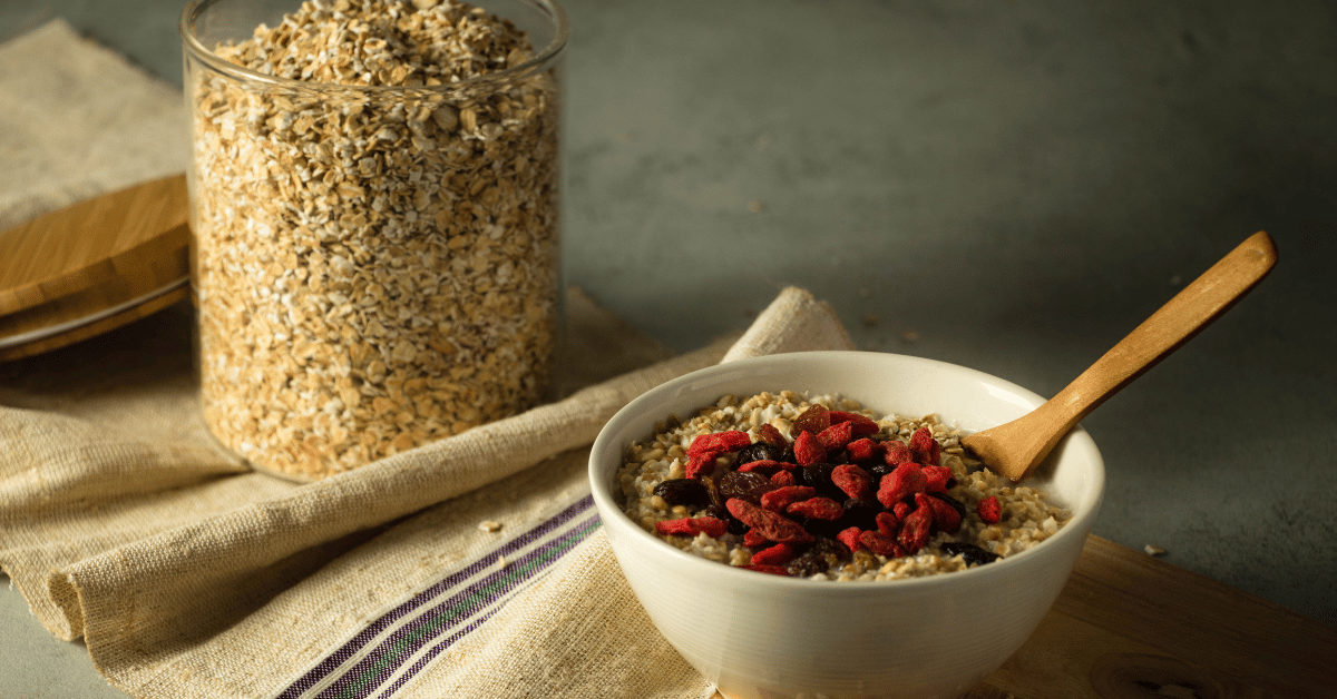 Oats 101: Nutrition Facts and Health Benefits