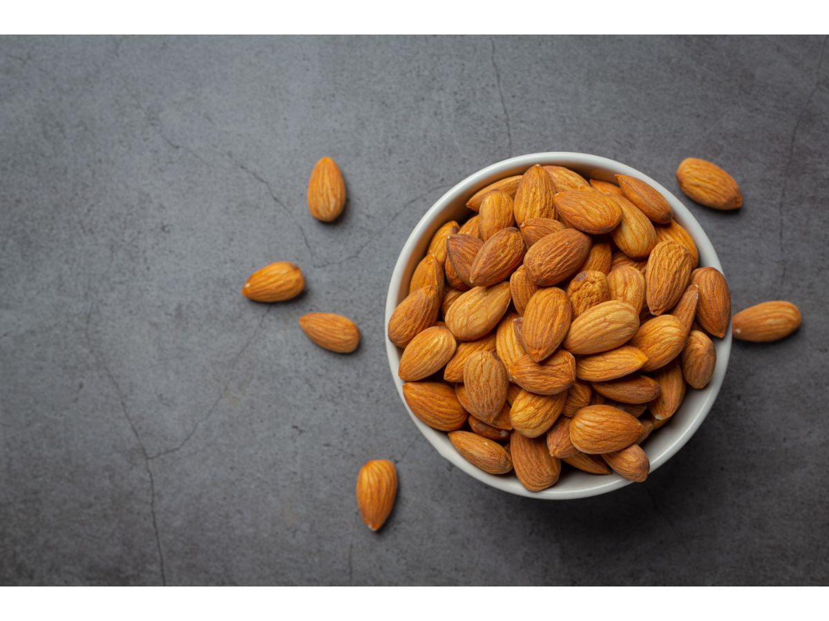 Best 20 Foods That Help You Build Lean Muscle Nutrabay Magazine