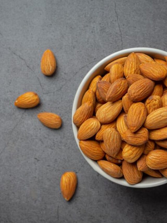 7 Powerful Health Benefits of Eating Almonds Daily
