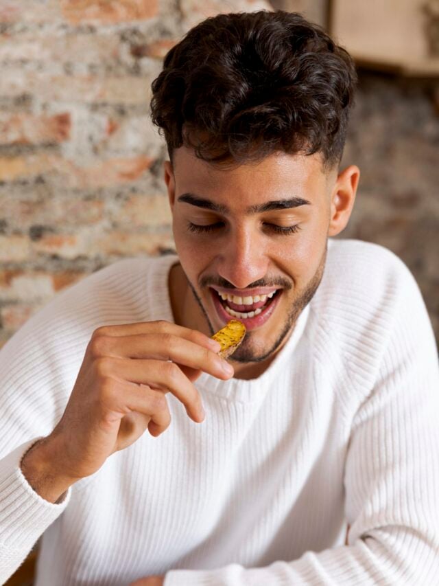7 Healthy & Tasty Snacks Under 100 Calories