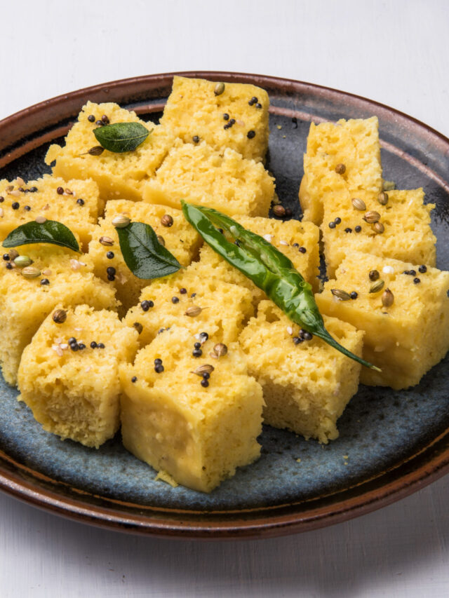 Protein-Rich Moong Dal Dhokla for A Healthy Low-Fat Snack