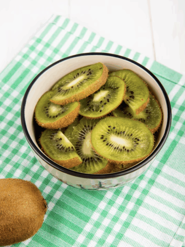 4 Foods to Combine with Kiwi for a Power-Packed Breakfast